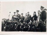 Њ.В.Краљ Петар II говори на трибини у логору Оснабрику 1945. 